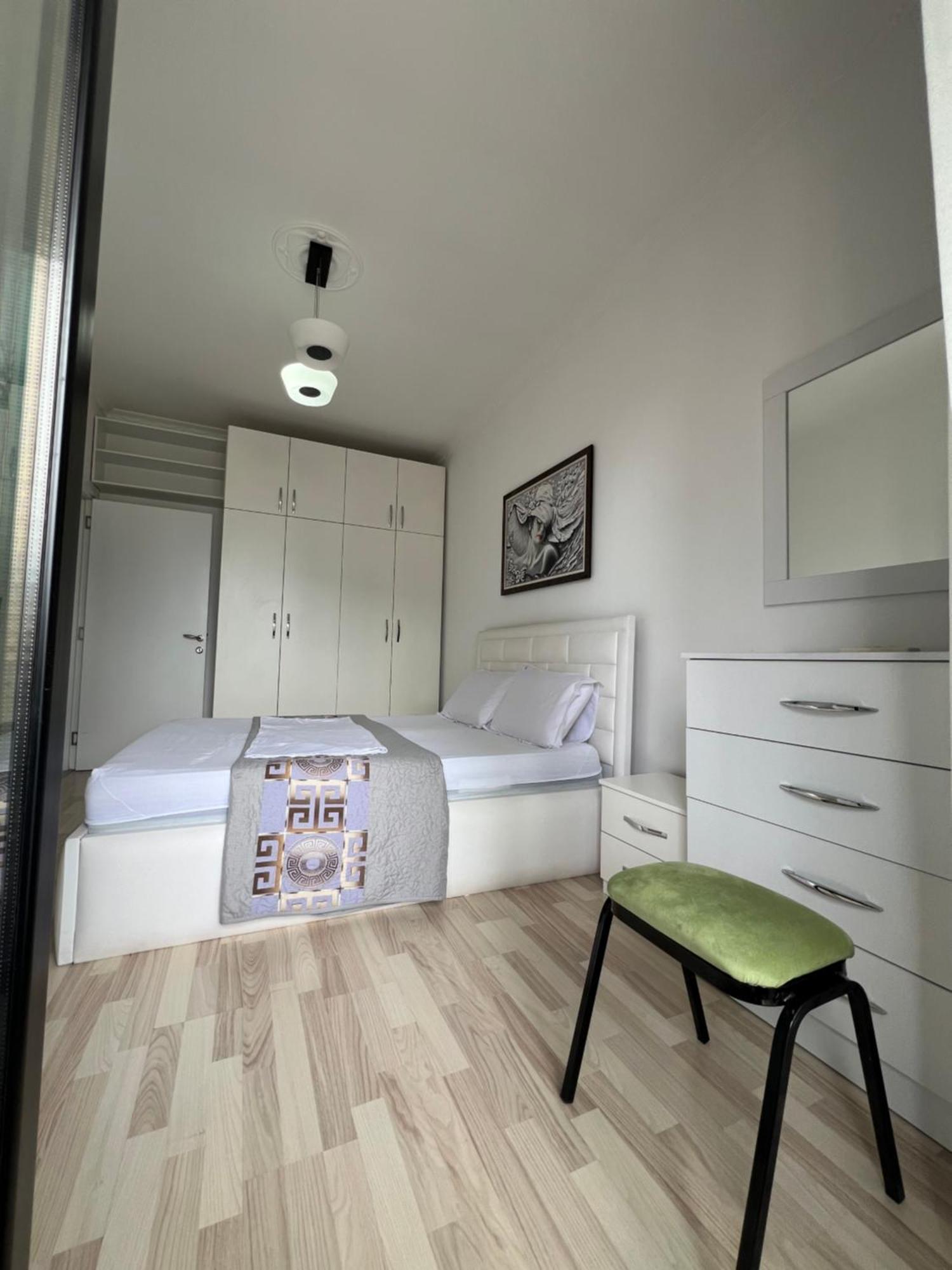 Spiranca Downtown Comfort Apartment Tirana Exterior foto